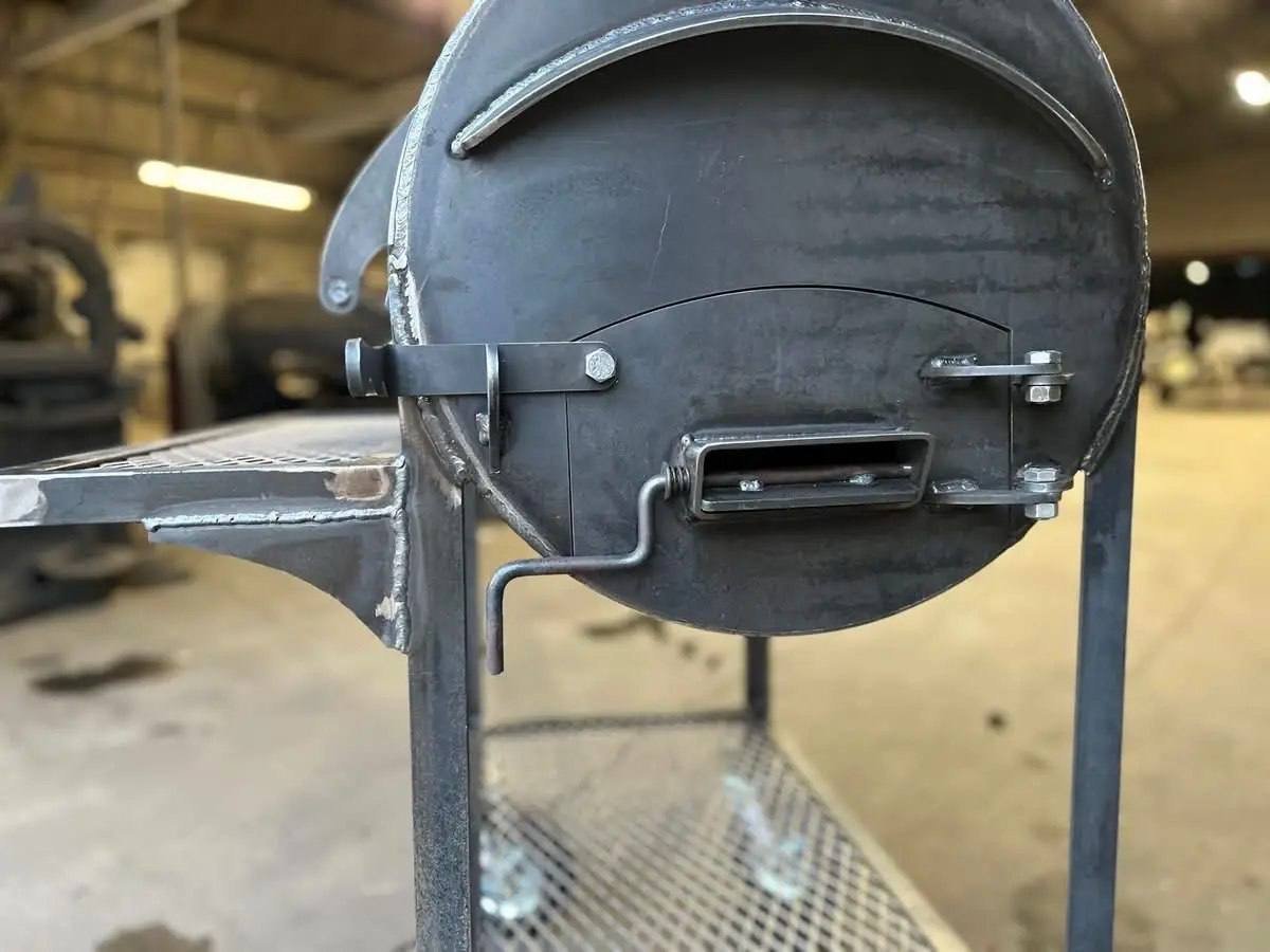 Compact Offset Smoker Heavy-Duty Backyard Charcoal Grill - Image 4