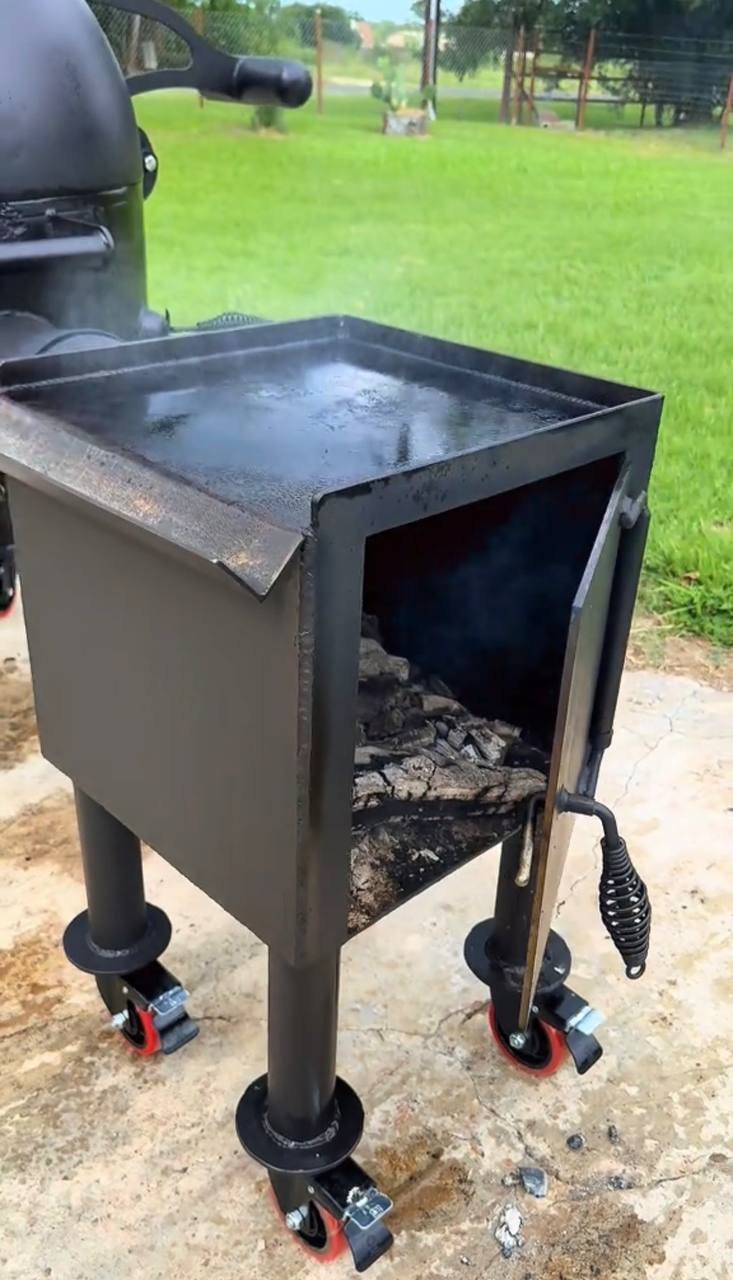 Live Fire Pits Heavy Duty Steel Drum Smoker - Image 4