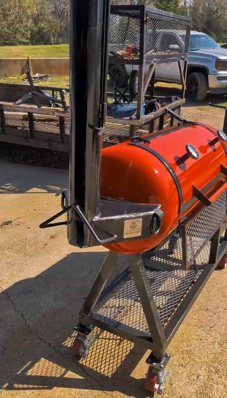 War Eagle Orange Offset Smoker | Heavy-Duty Steel Charcoal Grill - Image 3